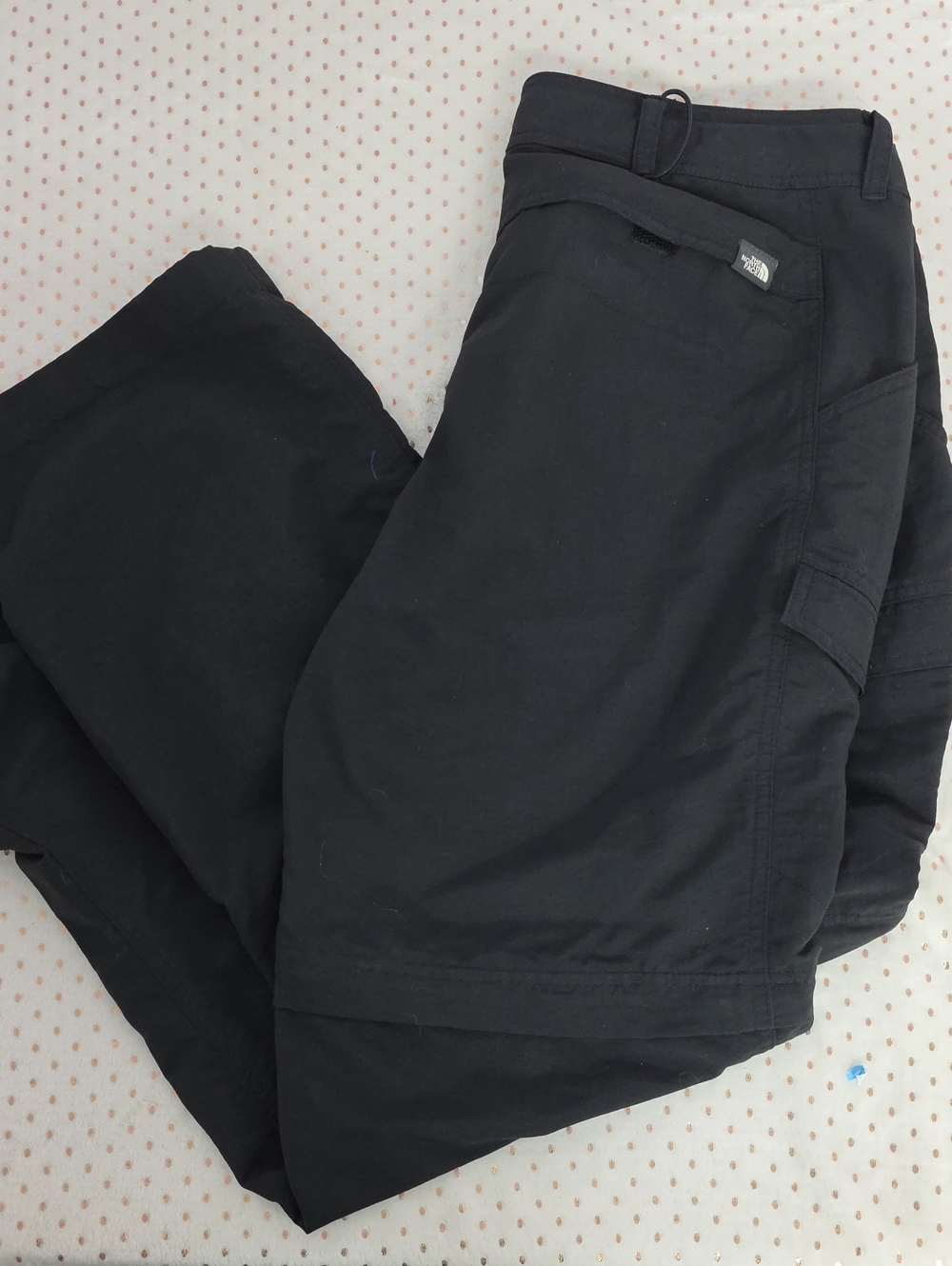 The North Face Women's Convertible Hiking Cargo Pants Black Zip-Off Nylon Size 1